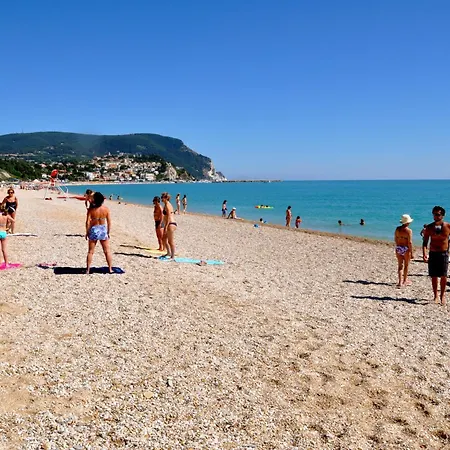 Trilocale Con E Piscina Incluse - Taunus Vacanze Primule * נומאנה